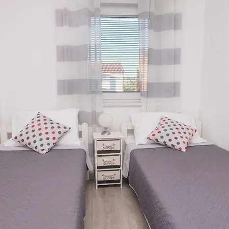 Cozy Apartman بولا