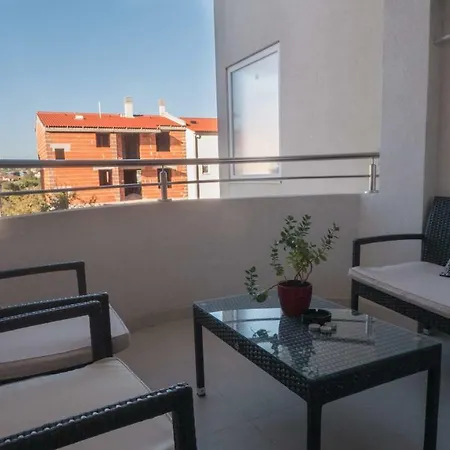 Cozy Apartman شقة