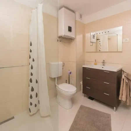 Cozy Apartman شقة بولا